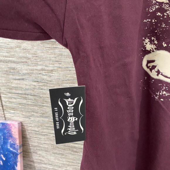 Dogg Supply Mens Burgundy Snoop Dogg Graphic Tee Short Sleeve T-Shirt 2XL NWT - Picture 4 of 6